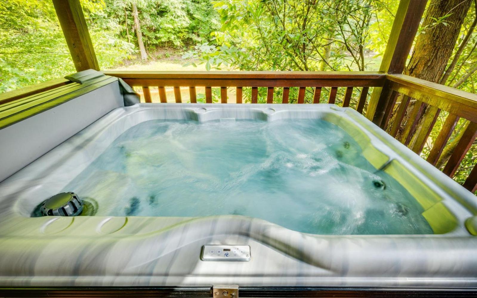 Hugs N Kisses Pool Table Hot Tub Pool Table Community Pool Close To Downtown Gatlinburg Eksteriør bilde